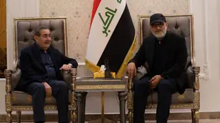 الولائي وزيباري يشددان على اعتماد الحوار لحل الخلافات بين بغداد وأربيل