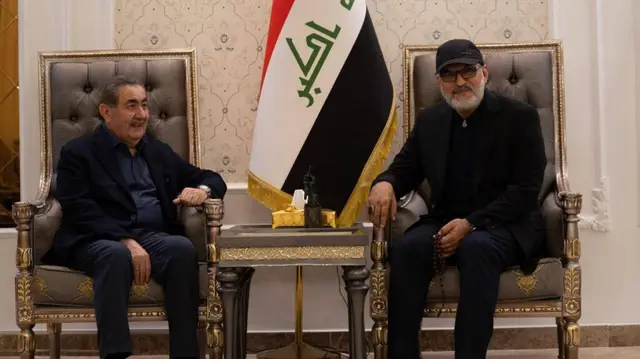 الولائي وزيباري يشددان على اعتماد الحوار لحل الخلافات بين بغداد وأربيل