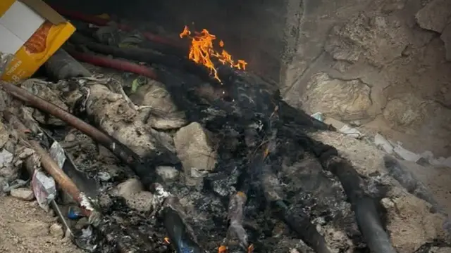 مجهول يتسبب بقطع الكهرباء عن عدة مناطق في البصرة.. حريق في قابلو محطة الزبير