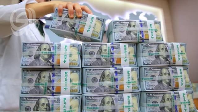 "ويزيد أعباء الدين العام".. اللامي: اقتراض العراق 10 مليارات دولار قد يخفف العجز مؤقتاً !