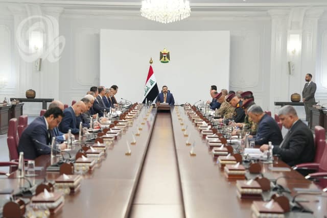 الزيدي يضع «التعامل الإنساني» في مقدمة أولويات تأمين المتظاهرين