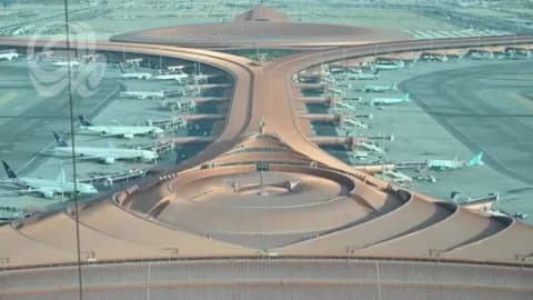 إلغاء " 86% "من الرحلات.. الحوثيون يُعطّلون الملاحة الجوية في مطار الرياض