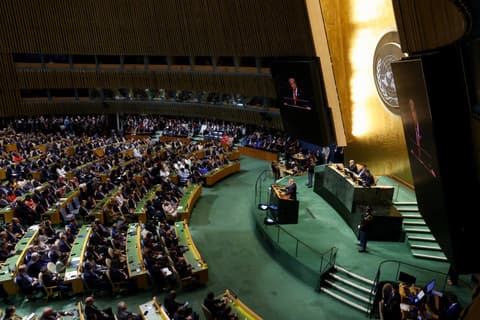 عبر الأمم المتحدة: ثمانين دولة تطالب إيران بفتح مضيق هرمز بشكل "عاجل"