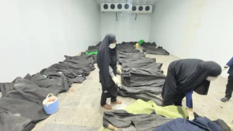 بعثة تقصي الحقائق الإيرانية: أمريكا وإسرائيل ارتكبتا جريمة حرب بقتل 120 طفلاً وشخصاً بالغاً