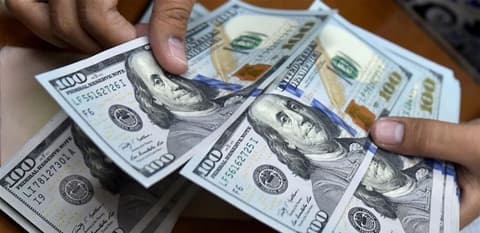 نائب: ارتفاع الدولار إلى 170 ألفا غير مقبول ونطالب بردم الفجوة بين السعرين