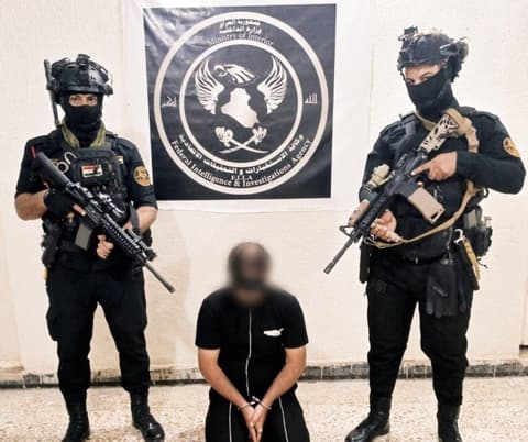الاستخبارات تلقي القبض على المتهم الرئيسي بقتل 3 من أفراد عائلته في ميسان