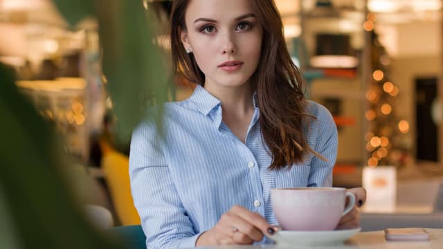 ممثلو الذكاء الاصطناعي يتحولون إلى نجوم... ويهددون وظائف الفنانين