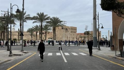 ثروات نفطية وبطالة متفاقمة... لماذا يعجز الاقتصاد الليبي عن توفير فرص عمل للشباب؟