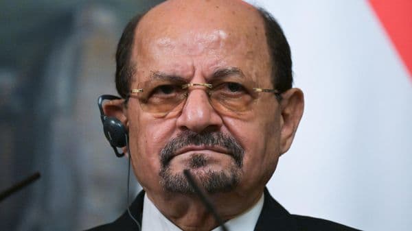 الحكومة اليمنية: السيطرة على باب المندب تحول استراتيجي
