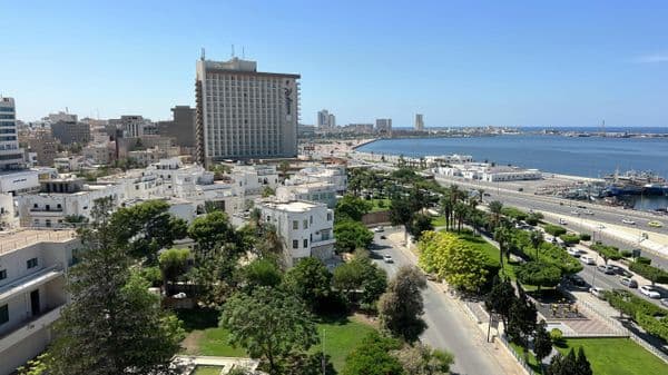 مصرف ليبيا المركزي بين الخلاف على التكليف وتحديات الاستقلالية والتوافق السياسي