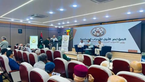 أكتوبر السياسي في ليبيا... هل تقترب الأطراف من التوافق على خارطة الطريق الأممية؟