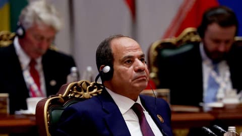 السيسي: نرفض أي تدخل في الشؤون الداخلية للدول الأفريقية تحت أي ذريعة