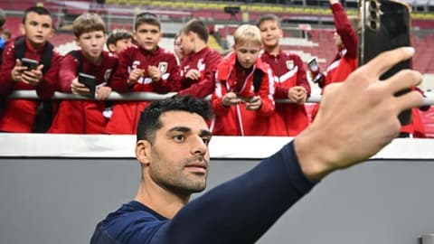 قبل مواجهة روسيا.. منتخب إيران يجري مرانه الأخير في قازان