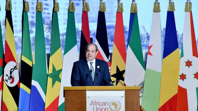ما الرسائل التي حملها بيان القمة الرباعية الأفريقية في مدينة العلمين المصرية؟