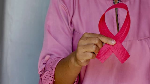 سرطان الثدي في تونس... آلاف الإصابات سنويا ورحلة علاج شاقة ومريرة