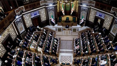 1500 دولار شهريا.. مخصصات أعضاء مجلس الشعب السوري تثير جدلا واسعا.. ما القصة؟