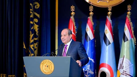 النواب المصري يؤجل مناقشة طلب تفويض السيسي بدعم السعودية للإثنين المقبل