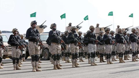 التحالف العربي يعلن تحطم مروحية استطلاع سعودية في منطقة نجران ومقتل طاقمها