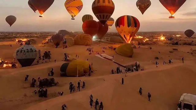 "تيميمون" تحتضن أول مهرجان دولي للمناطيد في الجزائر بمشاركة دولية واسعة