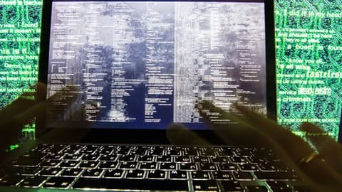 ثغرة إلكترونية تستنفر أوروبا... دول عدة توقف مواقعها الحكومية تحسبا لهجمات سيبرانية