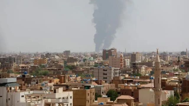 ولاية سودانية تتهم "الدعم السريع" بمهاجمة منشآت مدينة بمسيّرات