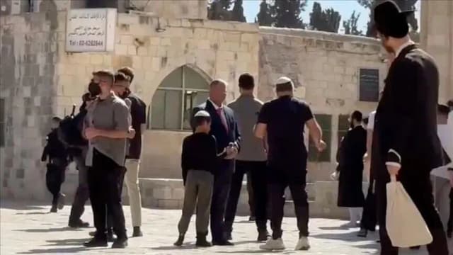 بن غفير يقتحم المسجد الأقصى غداة اقتحامه حائط البراق