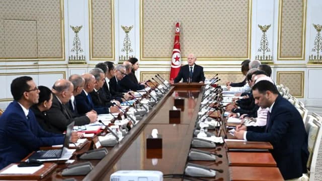 تونس تعتزم تعديل قانون خاص بمكافحة الجرائم الإلكترونية