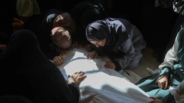 صحة غزة: 70 بالمئة من وفيات القطاع في 2025 سببها استهداف إسرائيلي