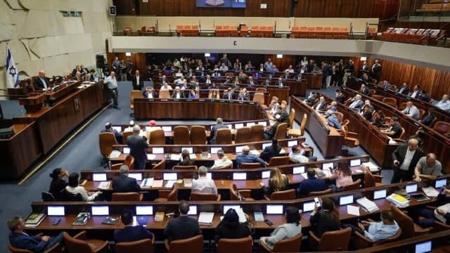 "العليا" الإسرائيلية تنظر الخميس في طعون ضد استبعاد قوائم ومرشحين عرب