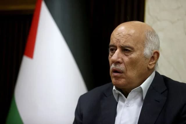 الرجوب: مباراة فلسطين وقونيا سبور ثمرة جهود لإبراز صمود شعبنا