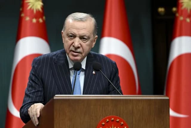 أردوغان: مباراة قونيا سبور وفلسطين تجسد التضامن ووحدة القلوب