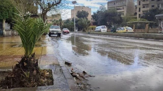 سوريا.. حلب تستنفر لمعالجة آثار الفيضانات وتحذيرات من أمطار غزيرة