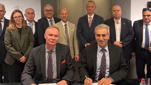 لدعم الإعمار.. لجنة إدارة غزة توقع تفاهما مع وكالة التعاون الألمانية
