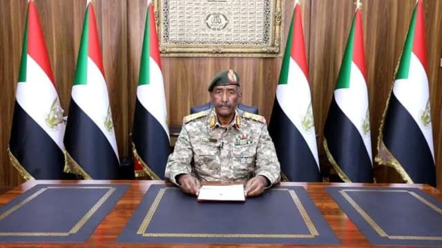 البرهان يبعث رسالة إلى ترامب ويؤكد التزام السودان بجهود السلام