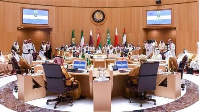 إرجاء القمة الخليجية الأوروبية بالرياض بسبب هجمات الحوثيين