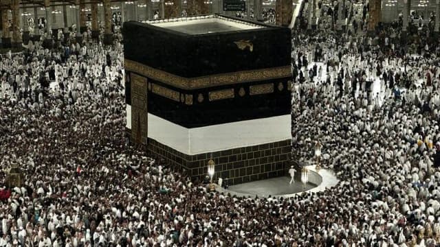 خطيبا الحرمين: استهداف الحوثي السعودية جرائم آثمة وأعمال إرهابية