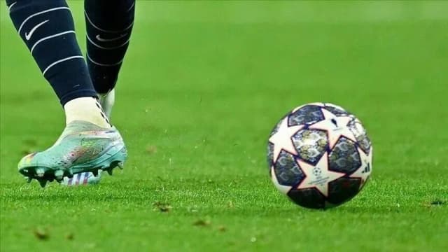 قدم.. بيراميدز يهزم المريخ بنتيو بهدف في دوري أبطال إفريقيا