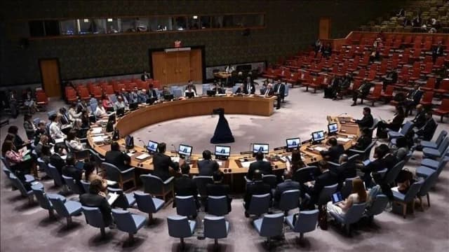 السعودية تدعو إلى تنفيذ بيان مجلس الأمن لمنع تسليح الحوثيين