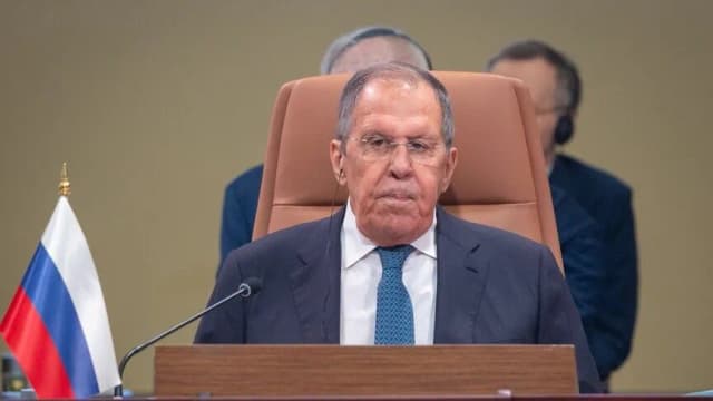 لافروف يقترح نهجا محدثا للأمن الجماعي في الخليج