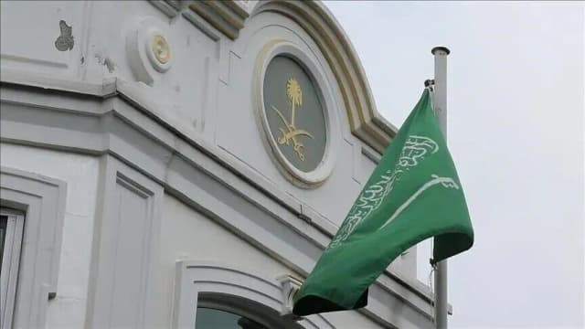 السعودية تطلق إنذارات في 4 مناطق والحوثيون يستهدفون مواقع بالمملكة