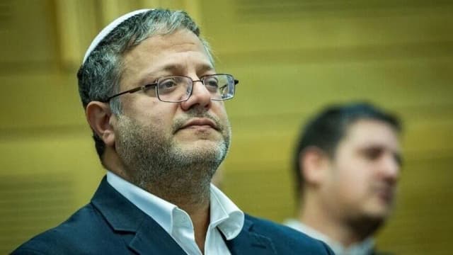 نتنياهو يتعهد بمنصب وزاري بارز لبن غفير في الحكومة المقبلة