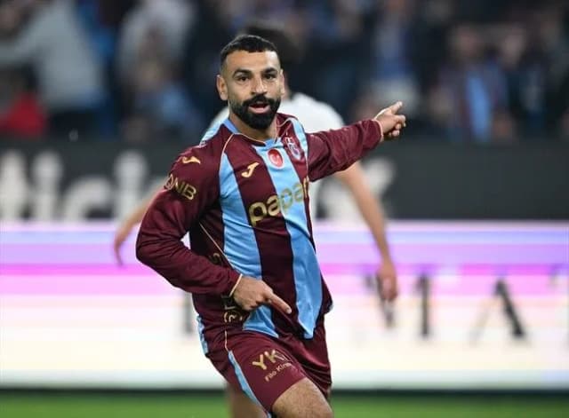 طرابزون سبور يهزم بشيكطاش وصلاح ينفرد بصدارة هدافي الدوري التركي