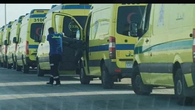 مصر.. مصرع 12 شخصا وإصابة 30 بحادثة تصادم على طريق أسيوط