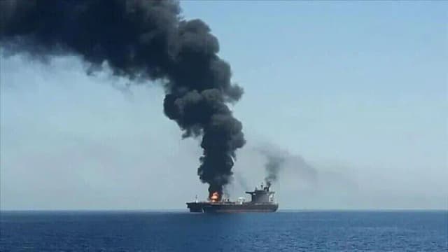 الحرس الثوري: انفجار في ناقلة نفط إثر اصطدامها بلغم جنوب هرمز