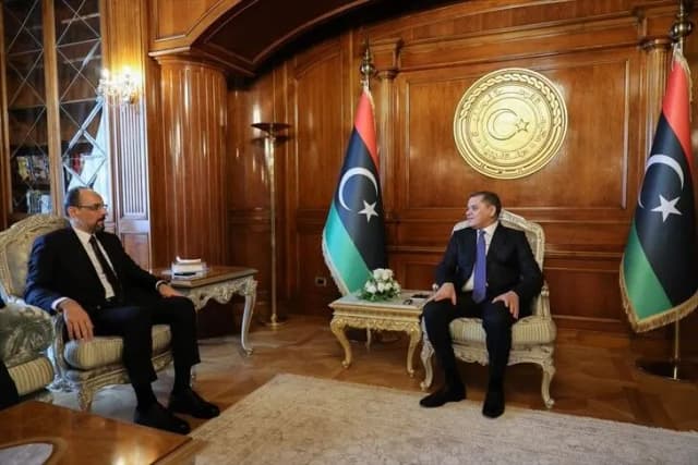 قالن يبحث مع الدبيبة سبل استمرار أجواء السلام في ليبيا
