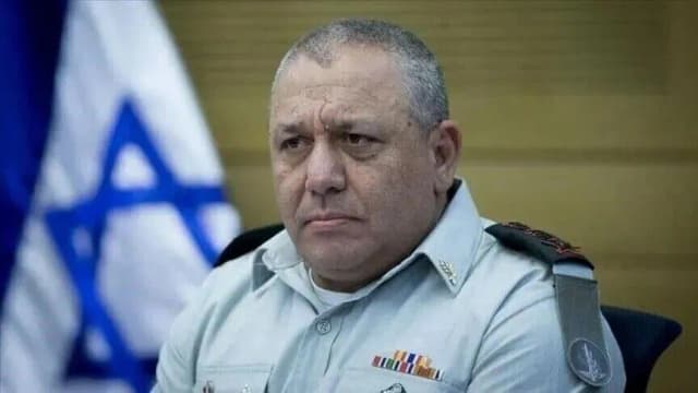 آيزنكوت: ادعاء نتنياهو تدمير قنابل نووية إيرانية "كذب محض"