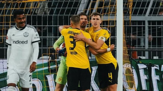 دورتموند يخطف فوزا قاتلا من فرانكفورت وينتزع صدارة البوندسليغا
