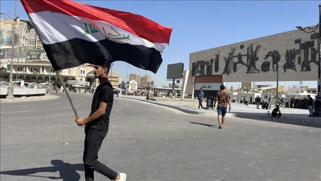 بغداد.. متظاهرون يطالبون بـ"محاسبة كبار الفاسدين"