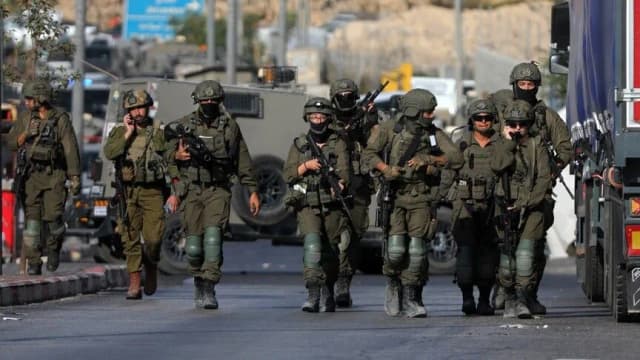 إسرائيل تسعى لتطبيق "نموذج جنين" بالخليل وسط تهجير السكان وهدم منشآت