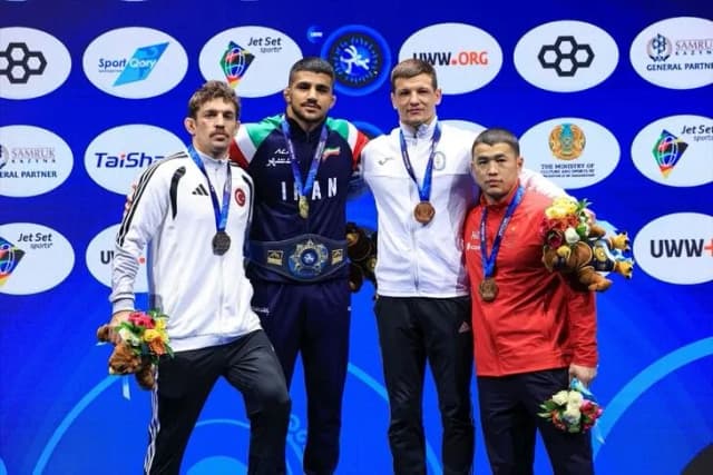 مصارعة رومانية.. التركي صاري تشيتشك يحرز فضية بطولة العالم 2026